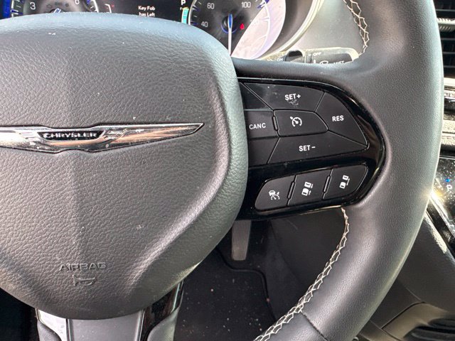 Thumbnail: 2023 Chrysler Pacifica - 19