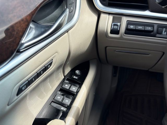 Thumbnail: 2017 Cadillac XTS - 26