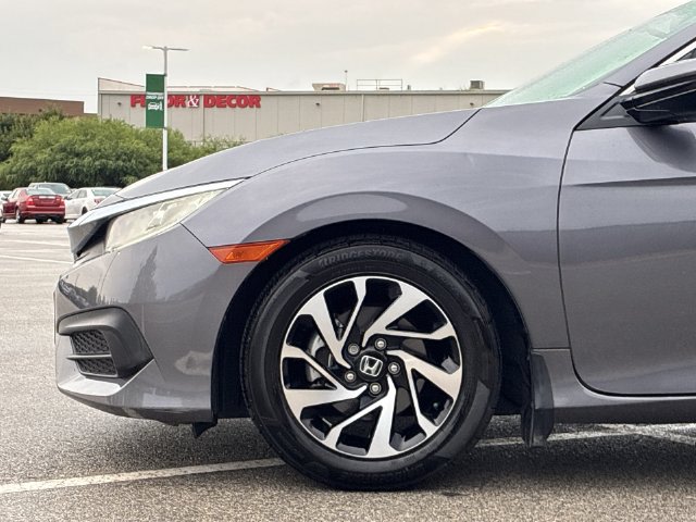 Thumbnail: 2018 Honda Civic - 8
