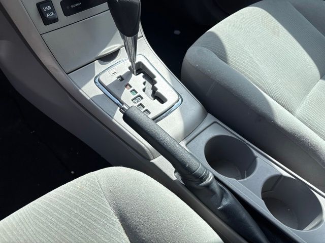Thumbnail: 2013 Toyota Corolla - 21