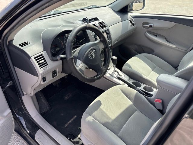Thumbnail: 2013 Toyota Corolla - 2