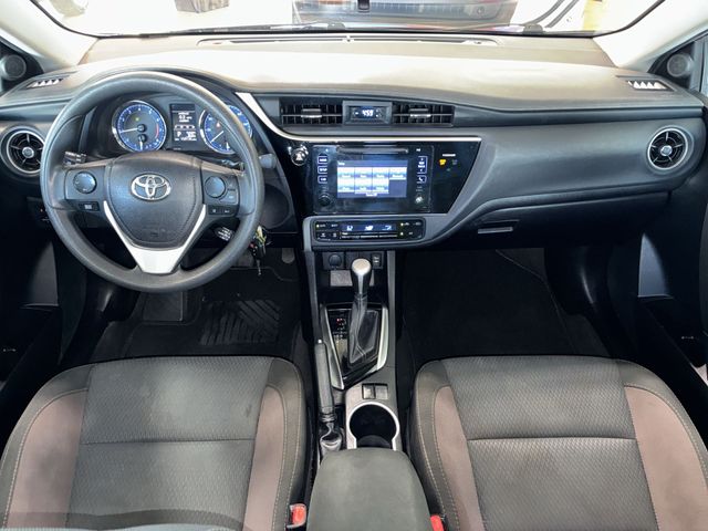 Thumbnail: 2017 Toyota Corolla - 9