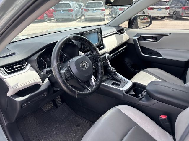 Thumbnail: 2019 Toyota RAV4 - 2