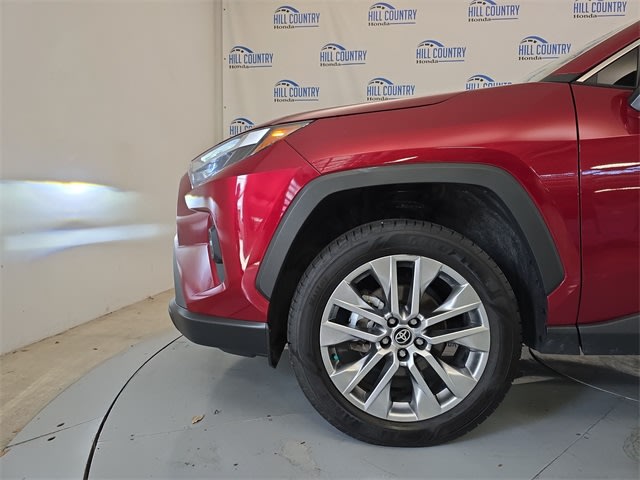 2023 Toyota RAV4 XLE Premium 8