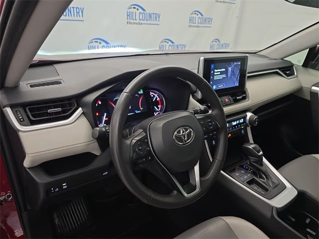 2023 Toyota RAV4 XLE Premium 2