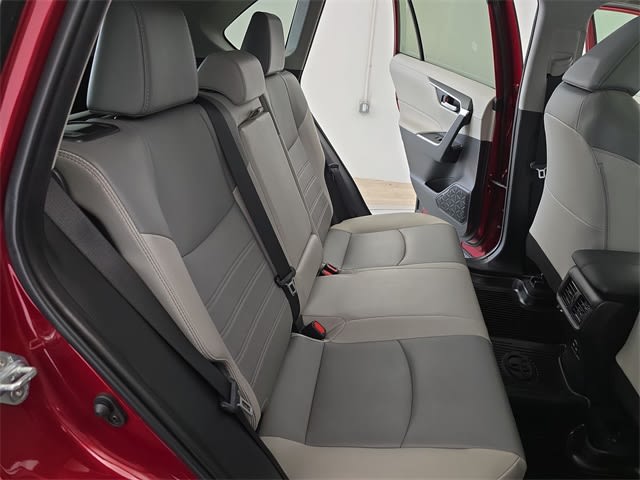 2023 Toyota RAV4 XLE Premium 12