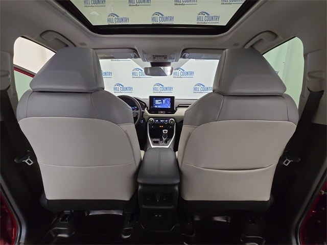 2023 Toyota RAV4 XLE Premium 29