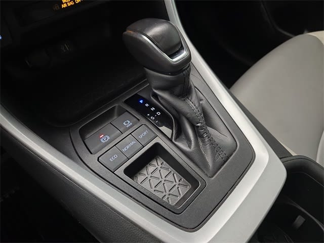 2023 Toyota RAV4 XLE Premium 39