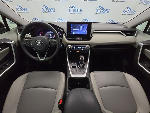 2023 Toyota RAV4 XLE Premium 10