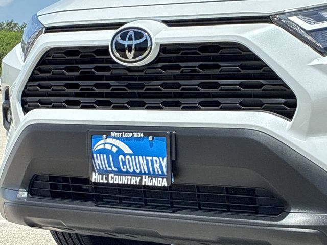 Thumbnail: 2025 Toyota RAV4 - 15