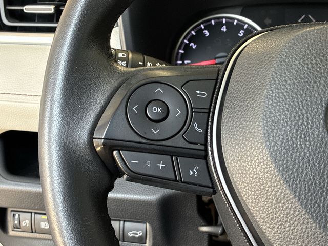 Thumbnail: 2021 Toyota RAV4 - 33