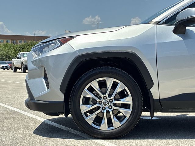 Thumbnail: 2021 Toyota RAV4 - 7