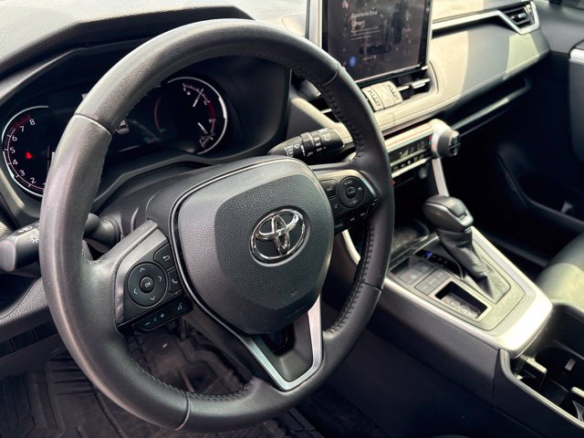 Thumbnail: 2025 Toyota RAV4 - 2