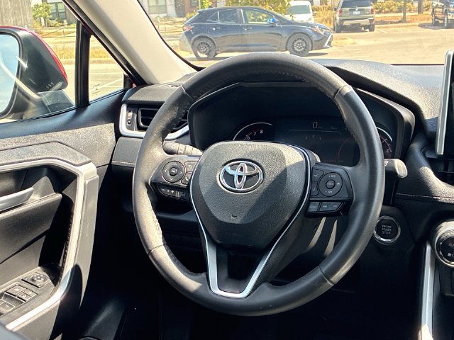 Thumbnail: 2023 Toyota RAV4 - 13