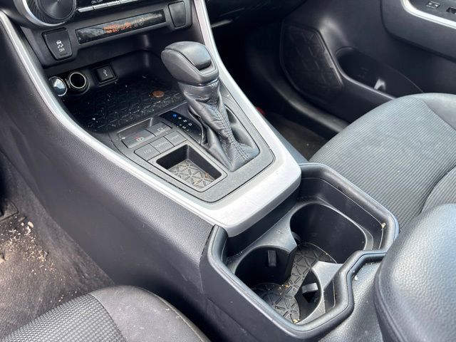 Thumbnail: 2021 Toyota RAV4 - 11