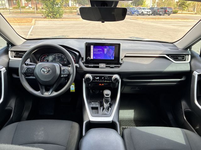 Thumbnail: 2023 Toyota RAV4 - 10