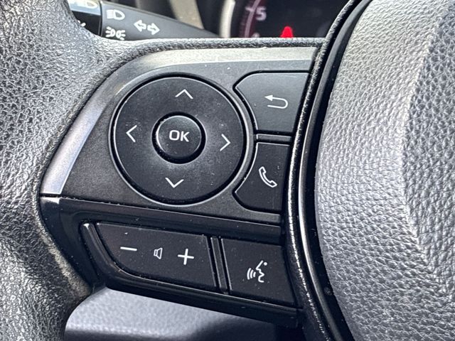 Thumbnail: 2023 Toyota RAV4 - 31