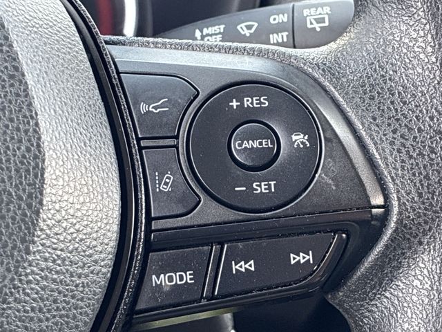 Thumbnail: 2023 Toyota RAV4 - 32