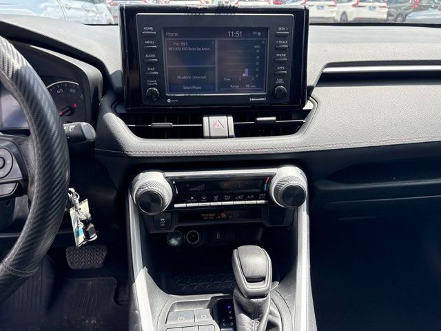 Thumbnail: 2021 Toyota RAV4 - 11