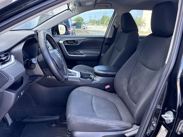 Thumbnail: 2021 Toyota RAV4 - 11
