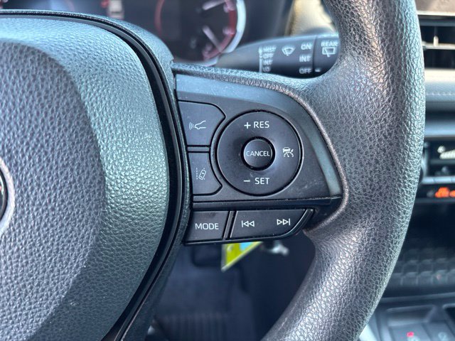 Thumbnail: 2023 Toyota RAV4 - 20