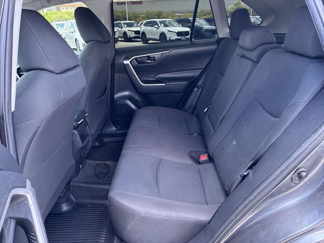 Thumbnail: 2021 Toyota RAV4 - 28