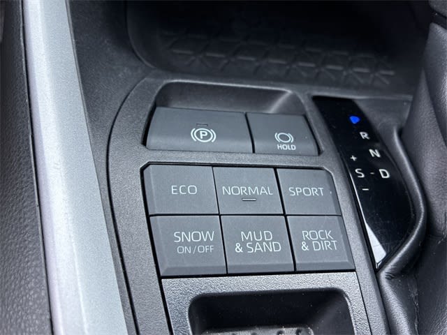 Thumbnail: 2023 Toyota RAV4 - 38