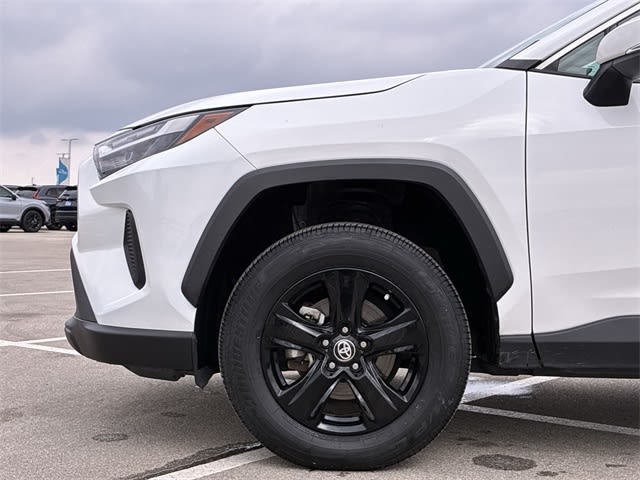 Thumbnail: 2023 Toyota RAV4 - 8