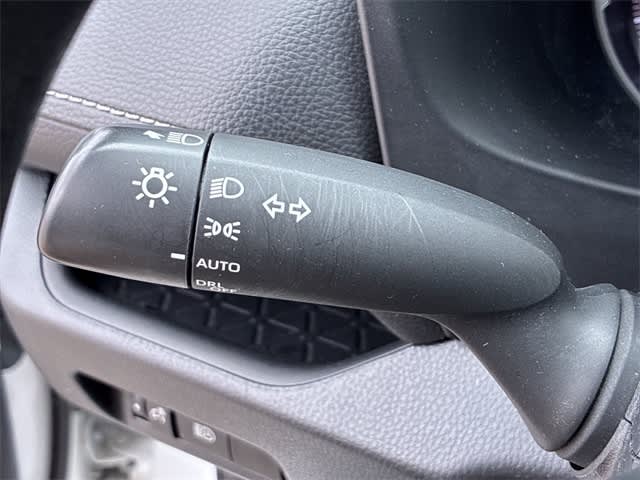 Thumbnail: 2023 Toyota RAV4 - 33