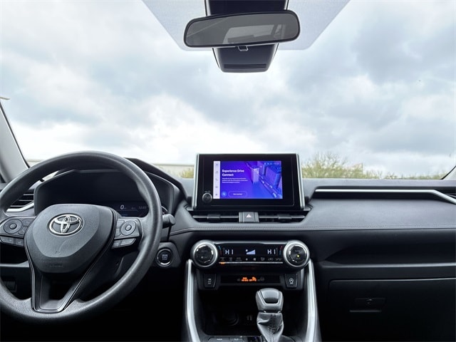 Thumbnail: 2023 Toyota RAV4 - 15