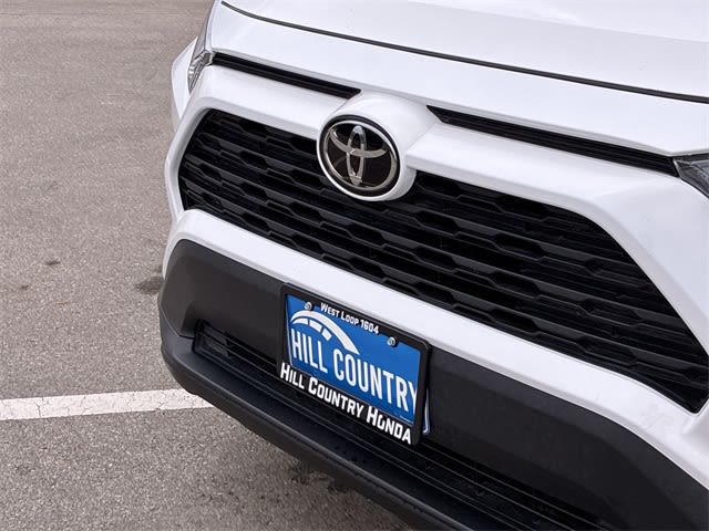 Thumbnail: 2023 Toyota RAV4 - 7