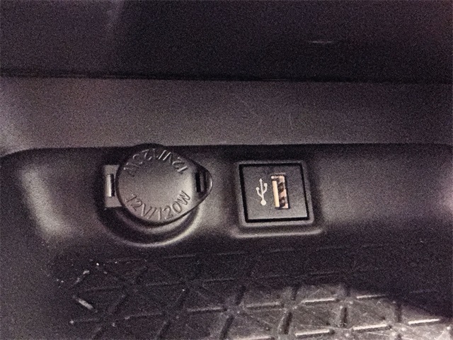 Thumbnail: 2023 Toyota RAV4 - 36