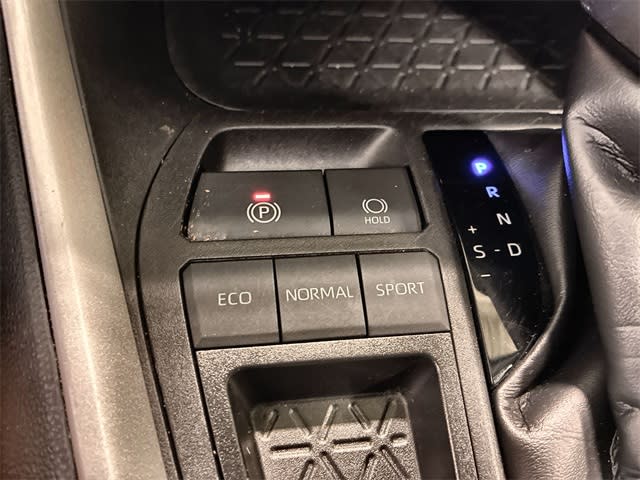 Thumbnail: 2023 Toyota RAV4 - 39