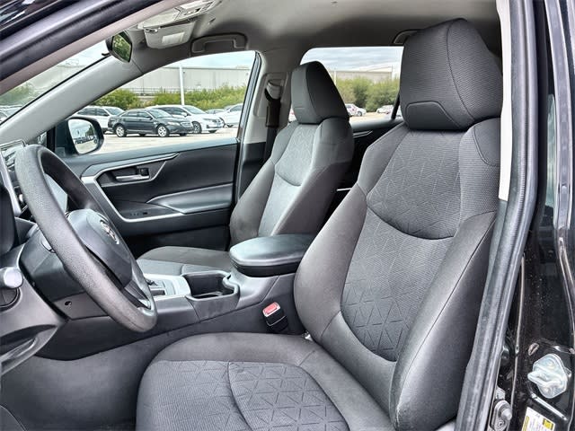 Thumbnail: 2023 Toyota RAV4 - 11