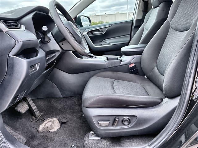 Thumbnail: 2023 Toyota RAV4 - 12