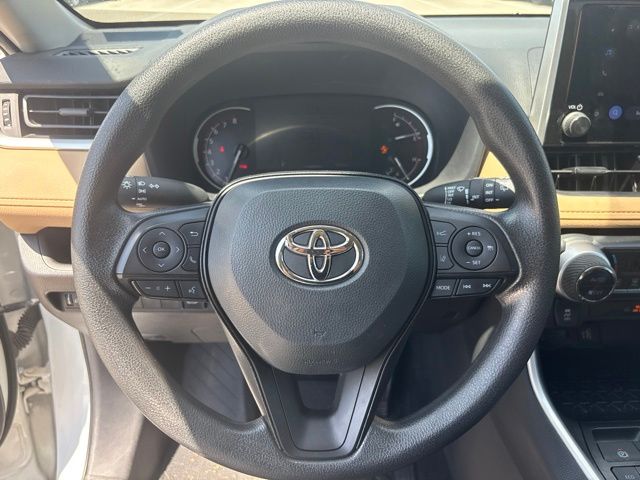 Thumbnail: 2025 Toyota RAV4 - 12