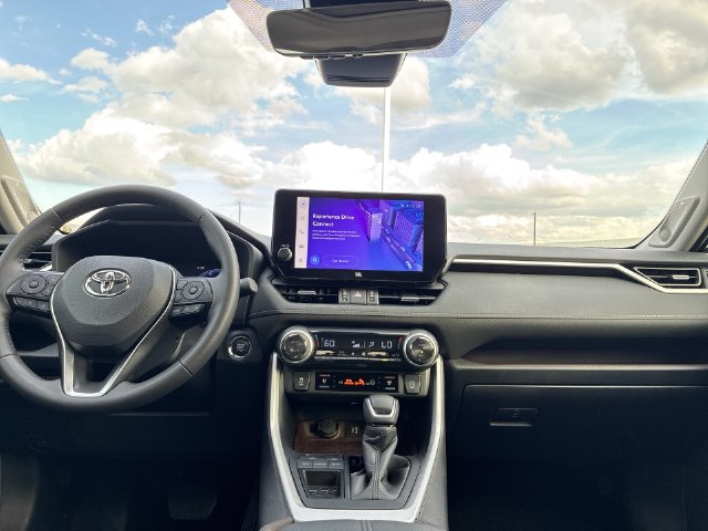 Thumbnail: 2024 Toyota RAV4 - 15