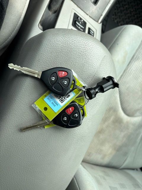 Thumbnail: 2012 Toyota RAV4 - 15