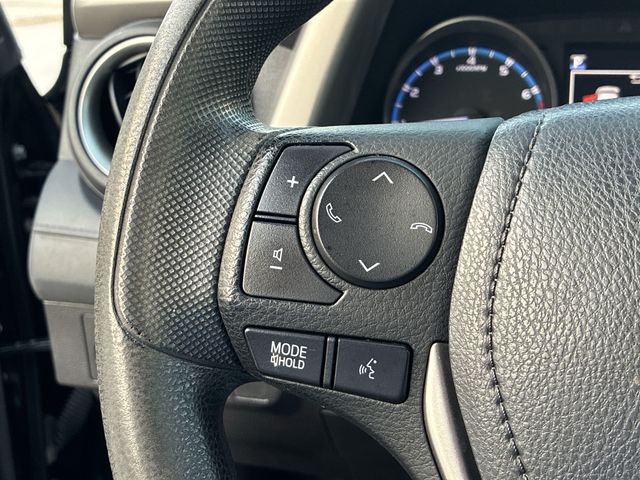 Thumbnail: 2018 Toyota RAV4 - 31