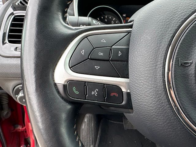 Thumbnail: 2018 Jeep Compass - 19