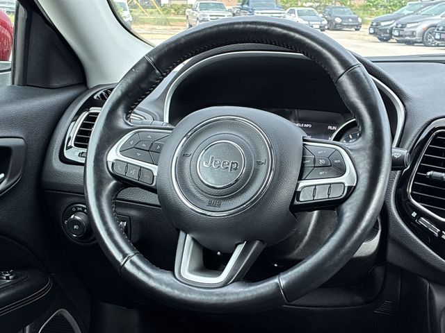 Thumbnail: 2018 Jeep Compass - 13