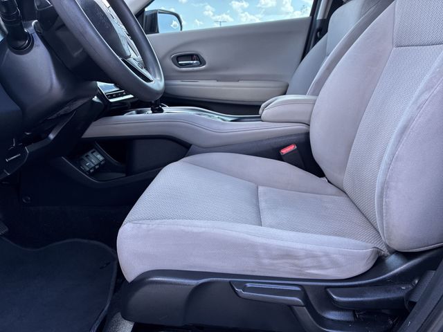 Thumbnail: 2017 Honda HR-V - 12