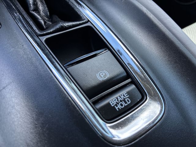 Thumbnail: 2017 Honda HR-V - 41