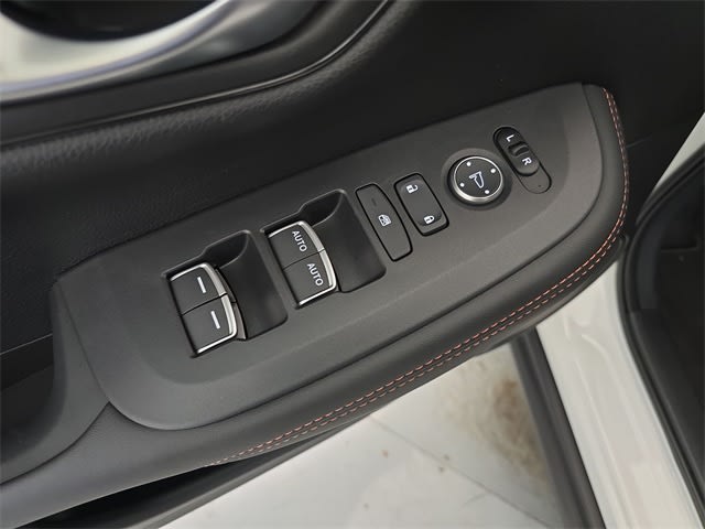 2025 Honda HR-V Sport 38