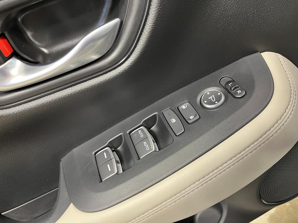 Thumbnail: 2027 Honda HR-V - 21