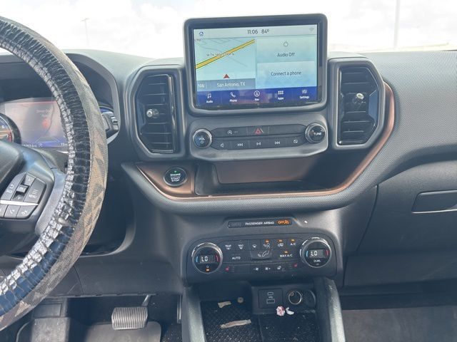 Thumbnail: 2021 Ford Bronco Sport - 11
