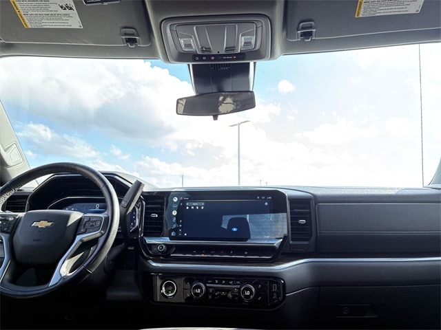 Thumbnail: 2022 Chevrolet Silverado 1500 - 15