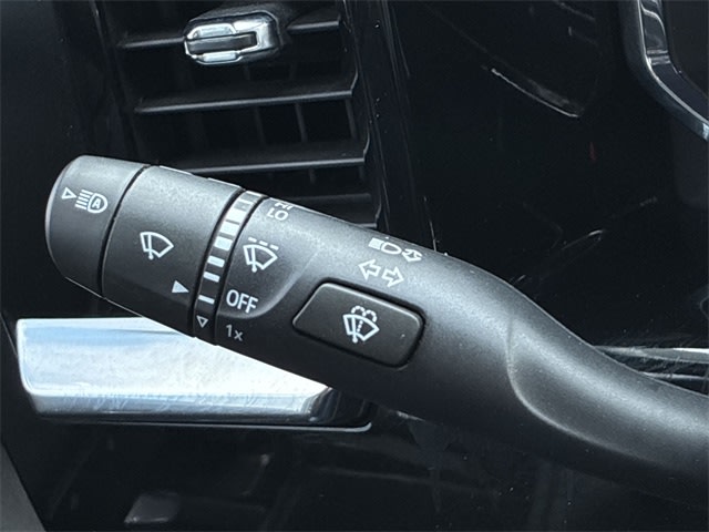 Thumbnail: 2022 Chevrolet Silverado 1500 - 33