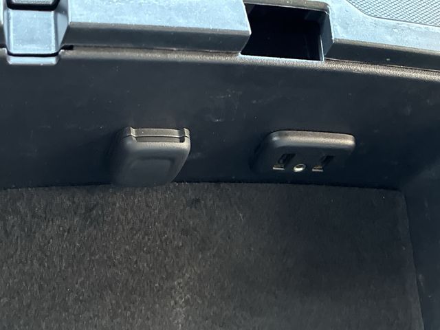 Thumbnail: 2016 Chevrolet Silverado 1500 - 35