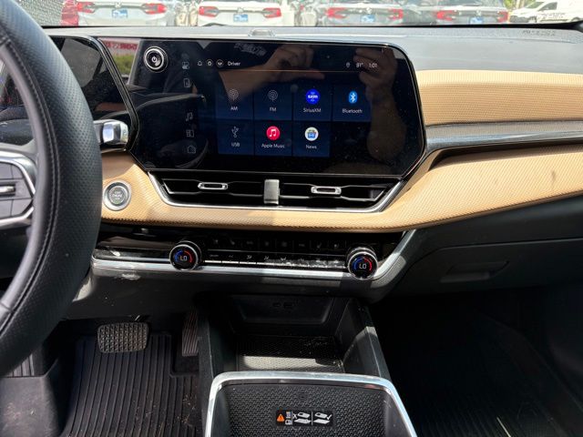 Thumbnail: 2026 Chevrolet Equinox - 11